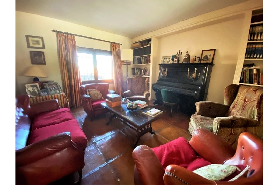 Finca in Denia zu verkaufen, Zona de estar 450 m², Baujahr 1985, + Ofen, Klimaanlage, Terreno 17000 m², 8 Schlafzimmer, 4 Badezimmer, Pool, ref.: SC-T0617-10