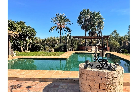 Finca in Denia zu verkaufen, Zona de estar 450 m², Baujahr 1985, + Ofen, Klimaanlage, Terreno 17000 m², 8 Schlafzimmer, 4 Badezimmer, Pool, ref.: SC-T0617-3