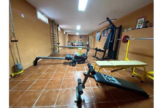 Finca in Denia zu verkaufen, Zona de estar 450 m², Baujahr 1985, + Ofen, Klimaanlage, Terreno 17000 m², 8 Schlafzimmer, 4 Badezimmer, Pool, ref.: SC-T0617-30