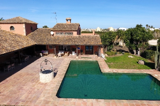 Finca in Denia zu verkaufen, Zona de estar 450 m², Baujahr 1985, + Ofen, Klimaanlage, Terreno 17000 m², 8 Schlafzimmer, 4 Badezimmer, Pool, ref.: SC-T0617-36