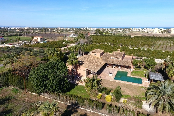 Finca in Denia zu verkaufen, Zona de estar 450 m², Baujahr 1985, + Ofen, Klimaanlage, Terreno 17000 m², 8 Schlafzimmer, 4 Badezimmer, Pool, ref.: SC-T0617-42