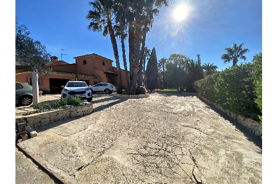 Finca in Denia zu verkaufen, Zona de estar 450 m², Baujahr 1985, + Ofen, Klimaanlage, Terreno 17000 m², 8 Schlafzimmer, 4 Badezimmer, Pool, ref.: SC-T0617-49