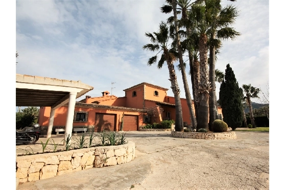 Finca in Denia zu verkaufen, Zona de estar 450 m², Baujahr 1985, + Ofen, Klimaanlage, Terreno 17000 m², 8 Schlafzimmer, 4 Badezimmer, Pool, ref.: SC-T0617-50