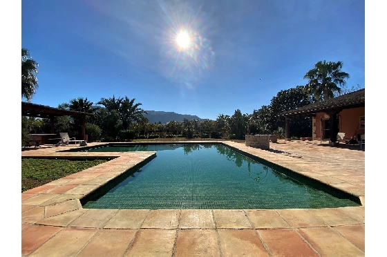 Finca in Denia zu verkaufen, Zona de estar 450 m², Baujahr 1985, + Ofen, Klimaanlage, Terreno 17000 m², 8 Schlafzimmer, 4 Badezimmer, Pool, ref.: SC-T0617-6