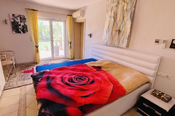 Villa in Tormos zu verkaufen, Zona de estar 300 m², Baujahr 2007, Zustand gepflegt, + Zentralheizung, Klimaanlage, Terreno 13000 m², 4 Schlafzimmer, 4 Badezimmer, Pool, ref.: JS-0724-10