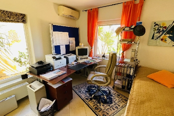 Villa in Tormos zu verkaufen, Zona de estar 300 m², Baujahr 2007, Zustand gepflegt, + Zentralheizung, Klimaanlage, Terreno 13000 m², 4 Schlafzimmer, 4 Badezimmer, Pool, ref.: JS-0724-15