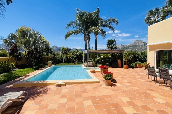 Villa in Tormos zu verkaufen, Zona de estar 300 m², Baujahr 2007, Zustand gepflegt, + Zentralheizung, Klimaanlage, Terreno 13000 m², 4 Schlafzimmer, 4 Badezimmer, Pool, ref.: JS-0724-37