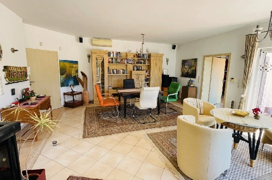 Villa in Tormos zu verkaufen, Zona de estar 300 m², Baujahr 2007, Zustand gepflegt, + Zentralheizung, Klimaanlage, Terreno 13000 m², 4 Schlafzimmer, 4 Badezimmer, Pool, ref.: JS-0724-8
