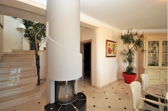 Villa in Denia-La Sella zu verkaufen, Zona de estar 425 m², Baujahr 2006, Zustand neuwertig, + Fussbodenheizung, Klimaanlage, Terreno 1300 m², 5 Schlafzimmer, 4 Badezimmer, Pool, ref.: MJ-0618-10