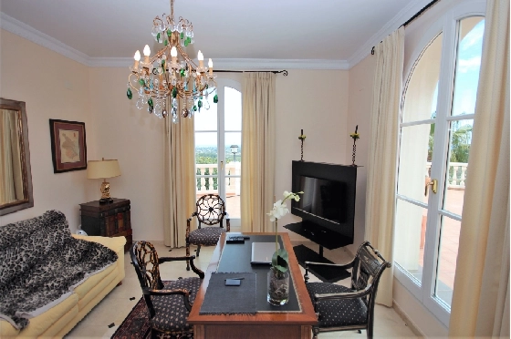 Villa in Denia-La Sella zu verkaufen, Zona de estar 425 m², Baujahr 2006, Zustand neuwertig, + Fussbodenheizung, Klimaanlage, Terreno 1300 m², 5 Schlafzimmer, 4 Badezimmer, Pool, ref.: MJ-0618-14