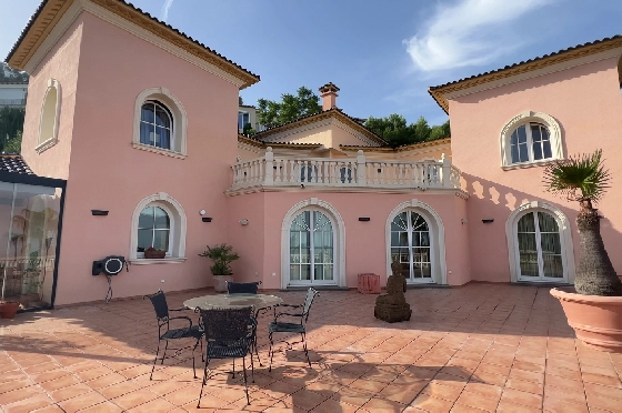 Villa in Denia-La Sella zu verkaufen, Zona de estar 425 m², Baujahr 2006, Zustand neuwertig, + Fussbodenheizung, Klimaanlage, Terreno 1300 m², 5 Schlafzimmer, 4 Badezimmer, Pool, ref.: MJ-0618-4