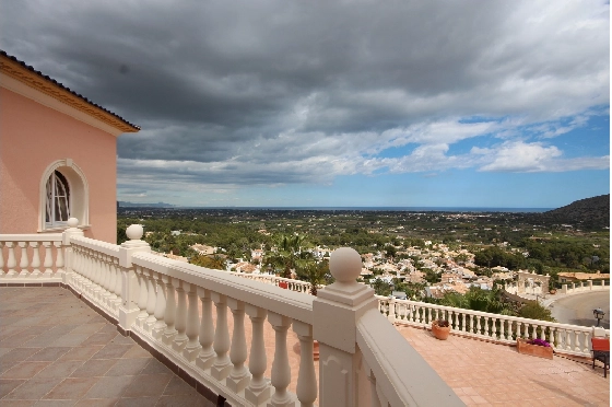 Villa in Denia-La Sella zu verkaufen, Zona de estar 425 m², Baujahr 2006, Zustand neuwertig, + Fussbodenheizung, Klimaanlage, Terreno 1300 m², 5 Schlafzimmer, 4 Badezimmer, Pool, ref.: MJ-0618-6
