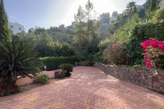 Villa in Denia-La Sella zu verkaufen, Zona de estar 425 m², Baujahr 2006, Zustand neuwertig, + Fussbodenheizung, Klimaanlage, Terreno 1300 m², 5 Schlafzimmer, 4 Badezimmer, Pool, ref.: MJ-0618-8