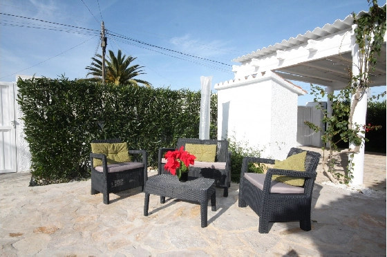 Villa in Els Poblets(Ptda. Barranquets) zur Ferienvermietung, Zona de estar 114 m², Baujahr 1986, Zustand gepflegt, + Zentralheizung, Klimaanlage, Terreno 510 m², 3 Schlafzimmer, 2 Badezimmer, Pool, ref.: T-1118-4