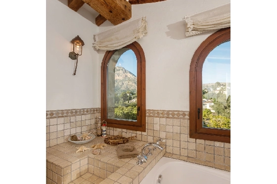 Finca in Javea(Javea) zu verkaufen, Zona de estar 476 m², Terreno 7246 m², 6 Schlafzimmer, 4 Badezimmer, Pool, ref.: HG-3282-13