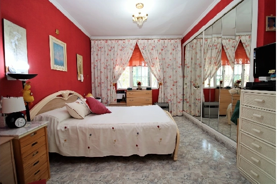 Villa in Els Poblets zu verkaufen, Zona de estar 232 m², Baujahr 1998, + KLIMA, Klimaanlage, Terreno 11310 m², 4 Schlafzimmer, 2 Badezimmer, Pool, ref.: GC-3119-12