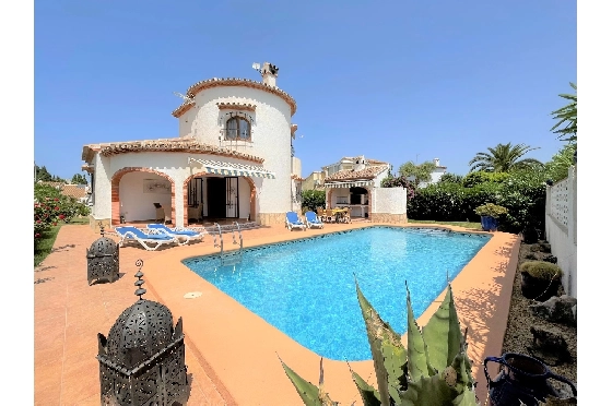 Villa in Els Poblets(Barranquets) zur Ferienvermietung, Zona de estar 130 m², Baujahr 2000, Zustand modernisiert, + Zentralheizung, Klimaanlage, Terreno 580 m², 3 Schlafzimmer, 2 Badezimmer, Pool, ref.: T-0819-1