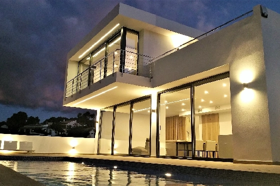 Villa in Moraira(Benimeit) zu verkaufen, Zona de estar 185 m², Baujahr 2020, Klimaanlage, Terreno 850 m², 4 Schlafzimmer, 3 Badezimmer, Pool, ref.: BI-MT.H-742-1