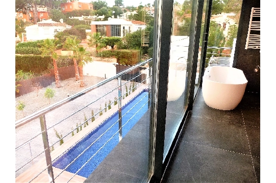 Villa in Moraira(Benimeit) zu verkaufen, Zona de estar 185 m², Baujahr 2020, Klimaanlage, Terreno 850 m², 4 Schlafzimmer, 3 Badezimmer, Pool, ref.: BI-MT.H-742-9