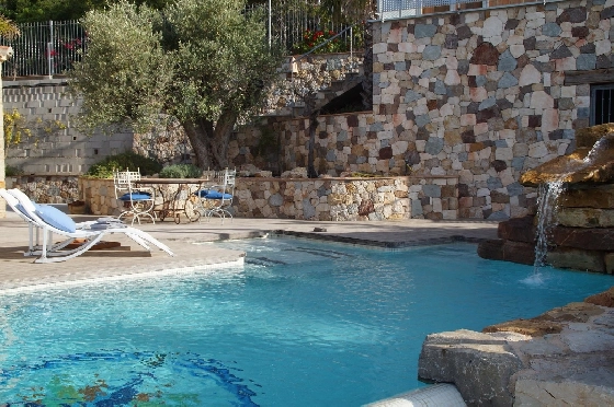 Villa in Denia zu verkaufen, Zona de estar 240 m², Baujahr 2010, Zustand neuwertig, + Zentralheizung, Klimaanlage, Terreno 1000 m², 6 Schlafzimmer, 3 Badezimmer, Pool, ref.: SC-L0920-15