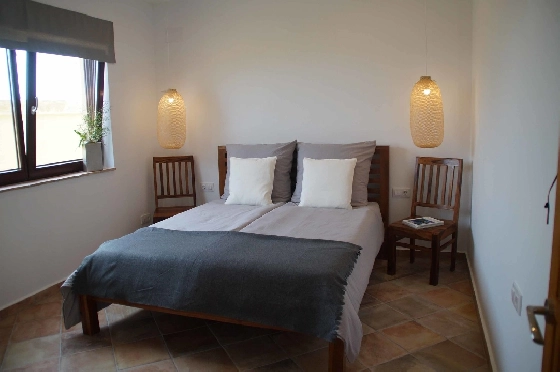 Villa in Denia zu verkaufen, Zona de estar 240 m², Baujahr 2010, Zustand neuwertig, + Zentralheizung, Klimaanlage, Terreno 1000 m², 6 Schlafzimmer, 3 Badezimmer, Pool, ref.: SC-L0920-9