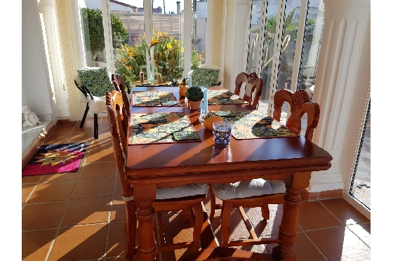 Sommerhaus in Els Poblets zur Ferienvermietung, Zona de estar 156 m², Baujahr 1999, + Zentralheizung, Klimaanlage, Terreno 460 m², 3 Schlafzimmer, 2 Badezimmer, ref.: V-0220-6