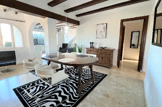Villa in Denia zur Ferienvermietung, Zona de estar 117 m², Baujahr 1974, Zustand gepflegt, + Zentralheizung, Klimaanlage, Terreno 680 m², 3 Schlafzimmer, 2 Badezimmer, Pool, ref.: T-0615-7