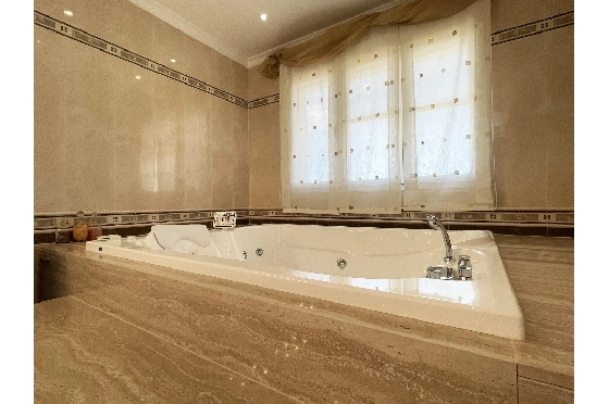 Villa in Javea zu verkaufen, Zona de estar 468 m², Klimaanlage, Terreno 2012 m², 4 Schlafzimmer, 4 Badezimmer, Pool, ref.: BS-3974722-21