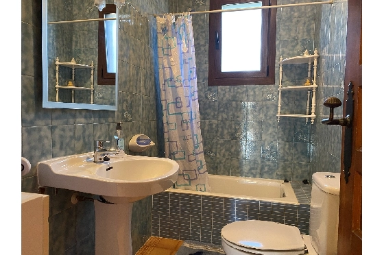 Finca in Pedreguer(Campo) zu verkaufen, Zona de estar 150 m², Baujahr 1980, Zustand gepflegt, Klimaanlage, Terreno 700 m², 4 Schlafzimmer, 2 Badezimmer, Pool, ref.: GC-0322-18