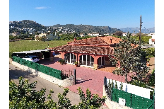 Finca in Pedreguer(Campo) zu verkaufen, Zona de estar 150 m², Baujahr 1980, Zustand gepflegt, Klimaanlage, Terreno 700 m², 4 Schlafzimmer, 2 Badezimmer, Pool, ref.: GC-0322-2
