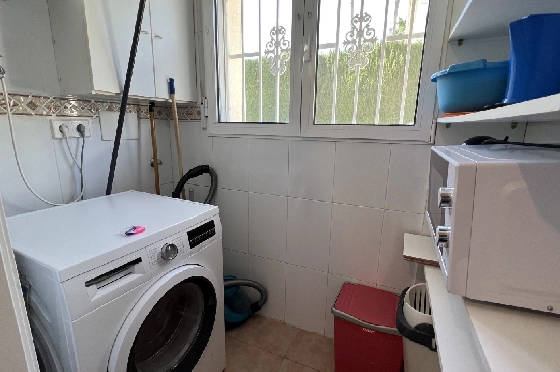 Reihenhaus in Denia(Las Marinas) zur Ferienvermietung, Zona de estar 98 m², Baujahr 2001, Zustand gepflegt, + KLIMA, Klimaanlage, 2 Schlafzimmer, 2 Badezimmer, Pool, ref.: T-0222-23