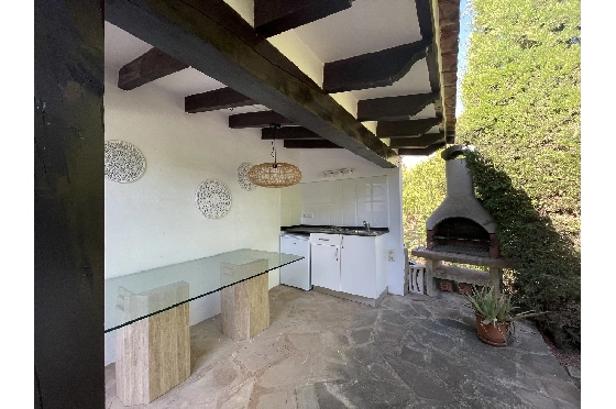 Villa in Denia(Montgo) zur Ferienvermietung, Zona de estar 220 m², Baujahr 1997, Zustand gepflegt, + Zentralheizung, Klimaanlage, Terreno 915 m², 3 Schlafzimmer, 3 Badezimmer, Pool, ref.: T-0422-11