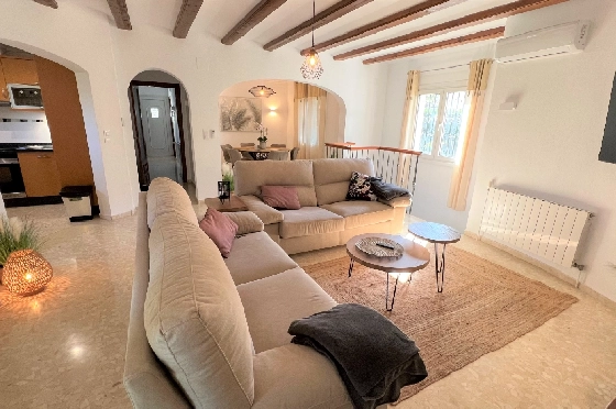 Villa in Denia(Montgo) zur Ferienvermietung, Zona de estar 220 m², Baujahr 1997, Zustand gepflegt, + Zentralheizung, Klimaanlage, Terreno 915 m², 3 Schlafzimmer, 3 Badezimmer, Pool, ref.: T-0422-13