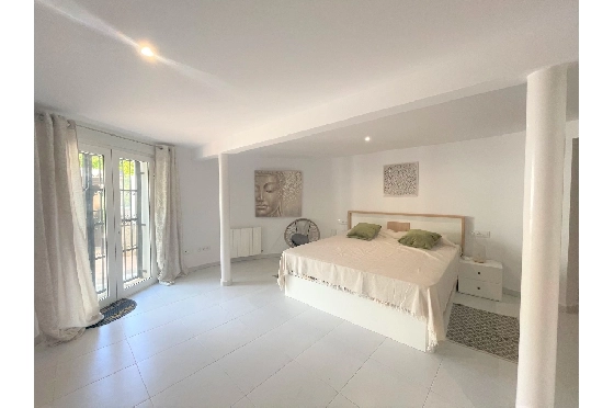 Villa in Denia(Montgo) zur Ferienvermietung, Zona de estar 220 m², Baujahr 1997, Zustand gepflegt, + Zentralheizung, Klimaanlage, Terreno 915 m², 3 Schlafzimmer, 3 Badezimmer, Pool, ref.: T-0422-22
