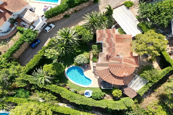Villa in Denia(Montgo) zur Ferienvermietung, Zona de estar 220 m², Baujahr 1997, Zustand gepflegt, + Zentralheizung, Klimaanlage, Terreno 915 m², 3 Schlafzimmer, 3 Badezimmer, Pool, ref.: T-0422-3