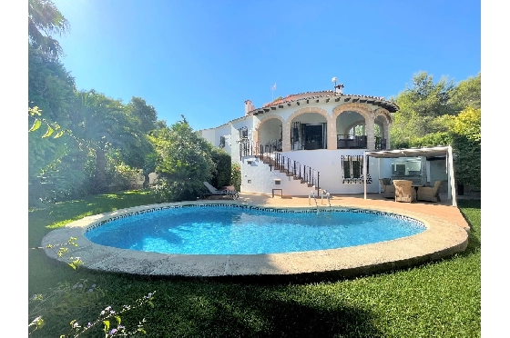 Villa in Denia(Montgo) zur Ferienvermietung, Zona de estar 220 m², Baujahr 1997, Zustand gepflegt, + Zentralheizung, Klimaanlage, Terreno 915 m², 3 Schlafzimmer, 3 Badezimmer, Pool, ref.: T-0422-4