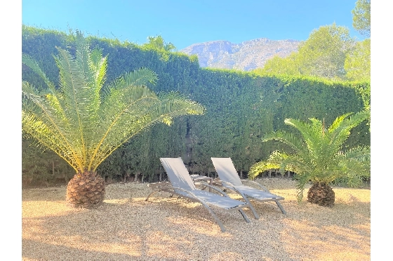 Villa in Denia(Montgo) zur Ferienvermietung, Zona de estar 220 m², Baujahr 1997, Zustand gepflegt, + Zentralheizung, Klimaanlage, Terreno 915 m², 3 Schlafzimmer, 3 Badezimmer, Pool, ref.: T-0422-7