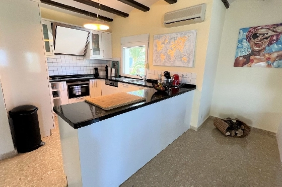 Villa in Denia(Les Galeretes) zur Ferienvermietung, Zona de estar 215 m², Baujahr 1980, Zustand gepflegt, + Zentralheizung, Klimaanlage, Terreno 800 m², 3 Schlafzimmer, 2 Badezimmer, Pool, ref.: T-0822-10