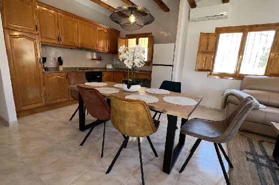 Villa in Els Poblets zur Ferienvermietung, Zona de estar 107 m², Baujahr 1998, Zustand gepflegt, + KLIMA, Klimaanlage, Terreno 400 m², 3 Schlafzimmer, 2 Badezimmer, Pool, ref.: T-0223-4
