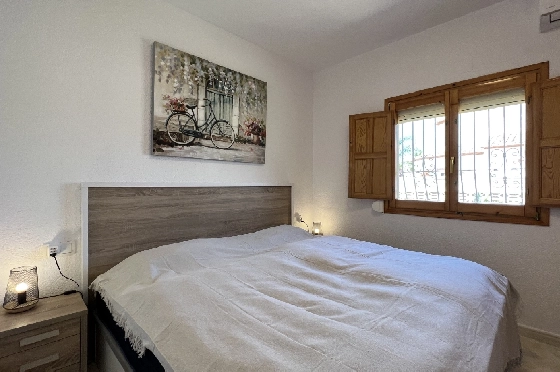 Villa in Els Poblets zur Ferienvermietung, Zona de estar 107 m², Baujahr 1998, Zustand gepflegt, + KLIMA, Klimaanlage, Terreno 400 m², 3 Schlafzimmer, 2 Badezimmer, Pool, ref.: T-0223-6