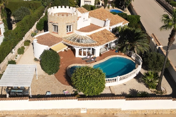 Villa in Javea zu verkaufen, Zona de estar 180 m², Baujahr 1991, Zustand gepflegt, + Zentralheizung, Klimaanlage, Terreno 1013 m², 3 Schlafzimmer, 2 Badezimmer, Pool, ref.: AS-4222-31