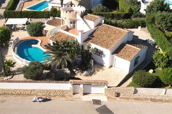 Villa in Javea zu verkaufen, Zona de estar 180 m², Baujahr 1991, Zustand gepflegt, + Zentralheizung, Klimaanlage, Terreno 1013 m², 3 Schlafzimmer, 2 Badezimmer, Pool, ref.: AS-4222-5