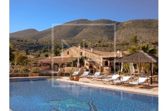 Villa in Benissa zu verkaufen, Zona de estar 600 m², Baujahr 1900, Klimaanlage, Terreno 25000 m², 8 Schlafzimmer, 9 Badezimmer, Pool, ref.: NL-NLD1401-1