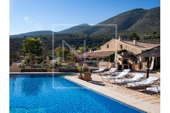 Villa in Benissa zu verkaufen, Zona de estar 600 m², Baujahr 1900, Klimaanlage, Terreno 25000 m², 8 Schlafzimmer, 9 Badezimmer, Pool, ref.: NL-NLD1401-3