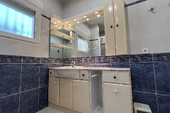 Villa in Els Poblets zur Ferienvermietung, Zona de estar 134 m², Baujahr 2001, Zustand gepflegt, + KLIMA, Klimaanlage, Terreno 413 m², 2 Schlafzimmer, 2 Badezimmer, Pool, ref.: T-0523-11