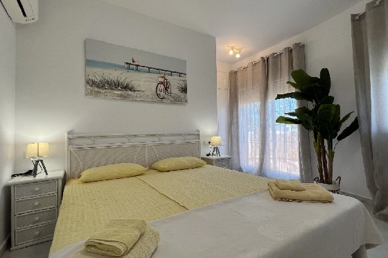 Villa in Els Poblets zur Ferienvermietung, Zona de estar 134 m², Baujahr 2001, Zustand gepflegt, + KLIMA, Klimaanlage, Terreno 413 m², 2 Schlafzimmer, 2 Badezimmer, Pool, ref.: T-0523-12