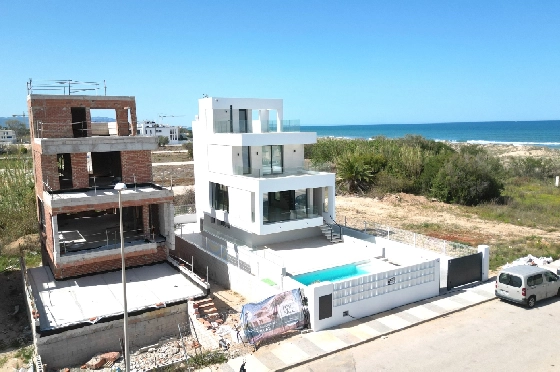 Villa in Oliva zu verkaufen, Zona de estar 173 m², Baujahr 2023, Zustand Erstbezug, + Fussbodenheizung, Klimaanlage, Terreno 350 m², 3 Schlafzimmer, 4 Badezimmer, Pool, ref.: AS-1623-11