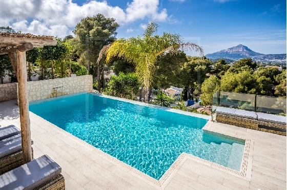 Villa in Javea zu verkaufen, Zona de estar 242 m², + Fussbodenheizung, Klimaanlage, Terreno 1138 m², 4 Schlafzimmer, 3 Badezimmer, Pool, ref.: NL-NLD1455-39