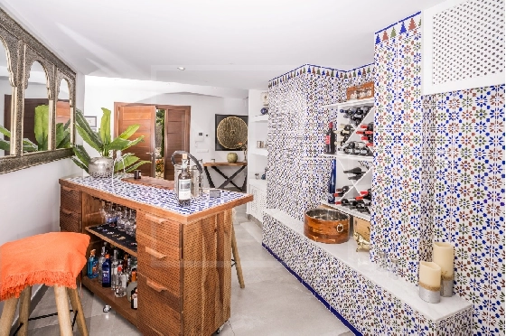 Villa in Moraira(Pla del Mar) zu verkaufen, Zona de estar 283 m², Baujahr 1975, Klimaanlage, Terreno 840 m², 4 Schlafzimmer, 4 Badezimmer, Pool, ref.: NL-NLD1475-12