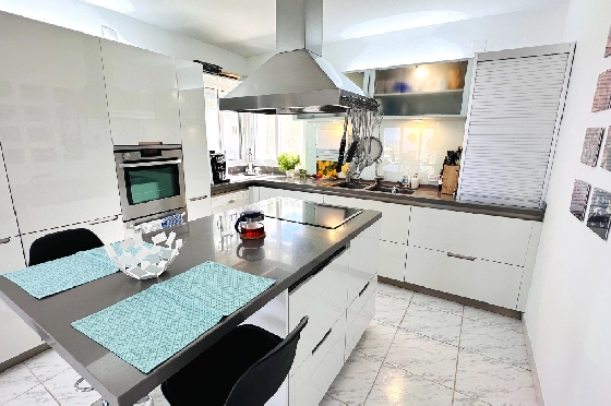 Villa in Denia(Marquesa 6) zu verkaufen, Zona de estar 227 m², Baujahr 1995, Zustand modernisiert, + Zentralheizung, Klimaanlage, Terreno 913 m², 3 Schlafzimmer, 2 Badezimmer, Pool, ref.: AS-2423-15